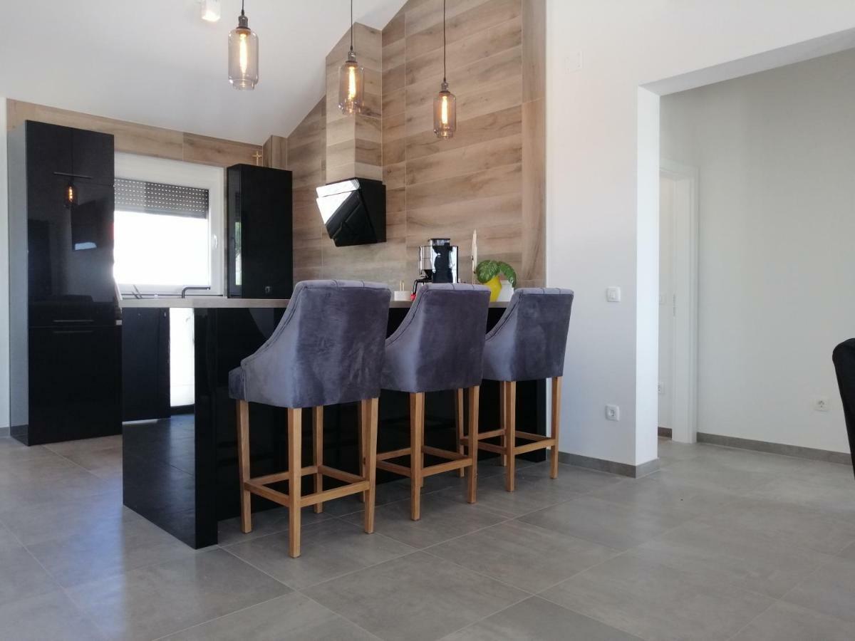 Villa Orao Kaštel Novi Dış mekan fotoğraf