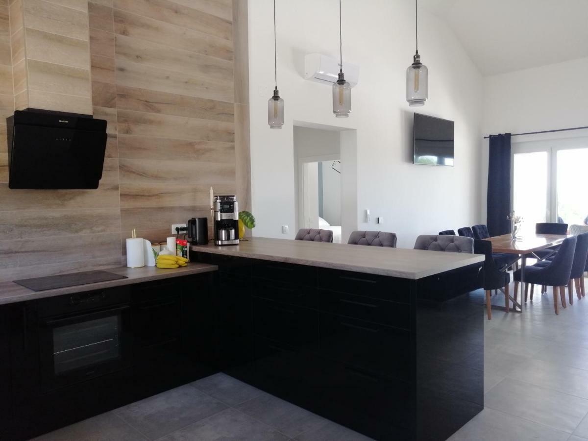 Villa Orao Kaštel Novi Dış mekan fotoğraf