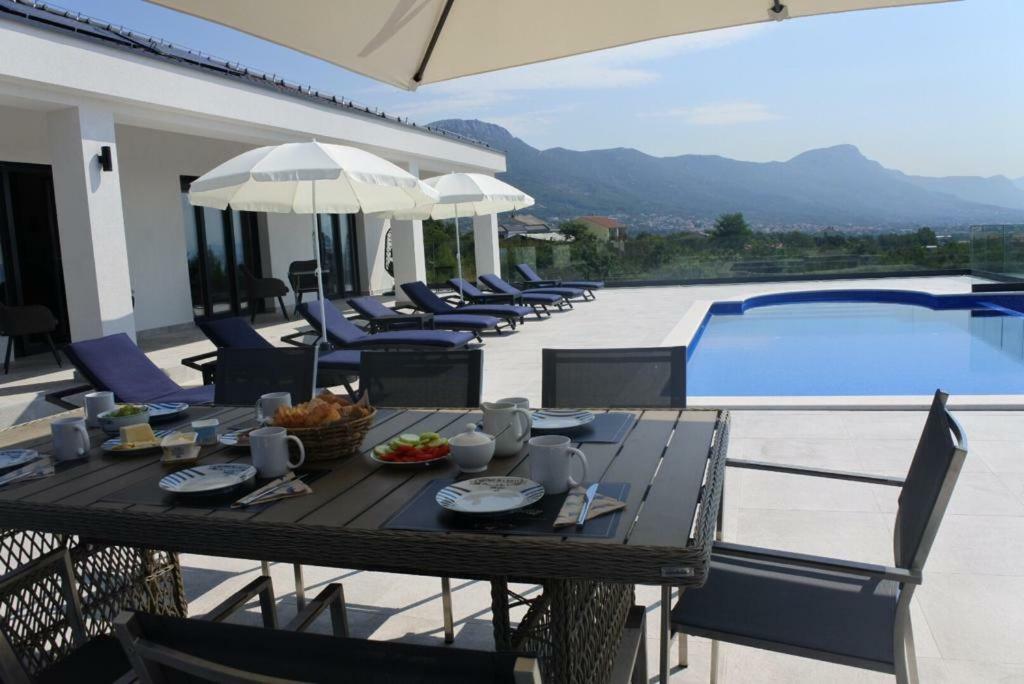 Villa Orao Kaštel Novi Dış mekan fotoğraf